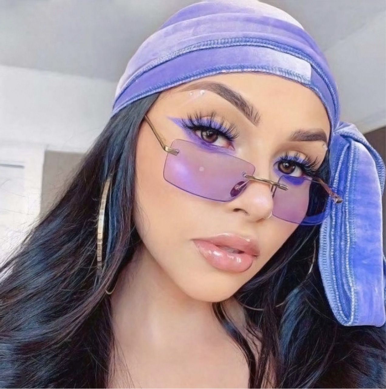 Suspicious Frameless Shades