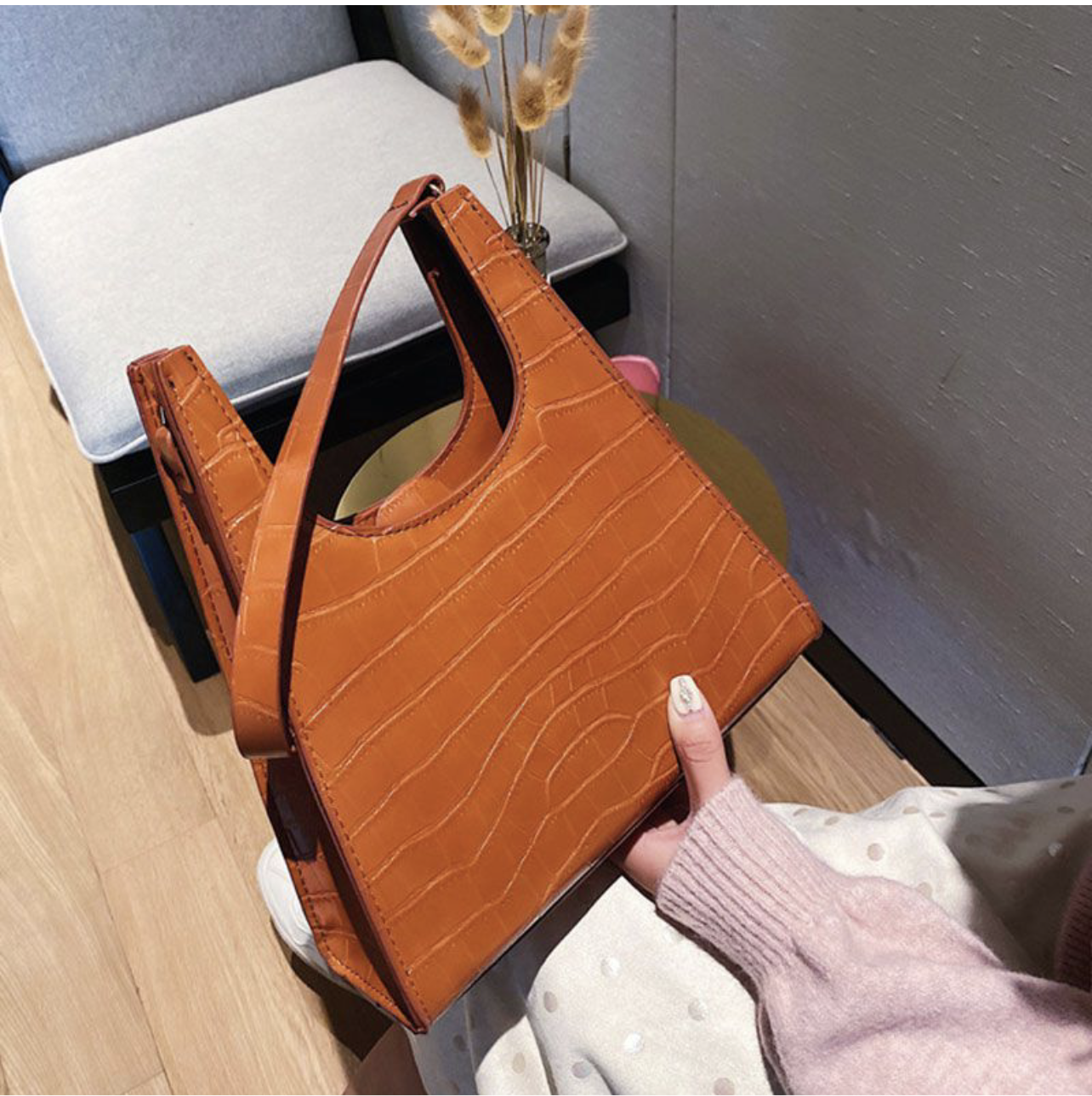 Rhombi shoulder bag