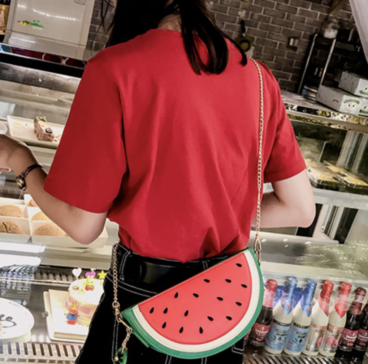 Watermelon and lemon shoulder bag.