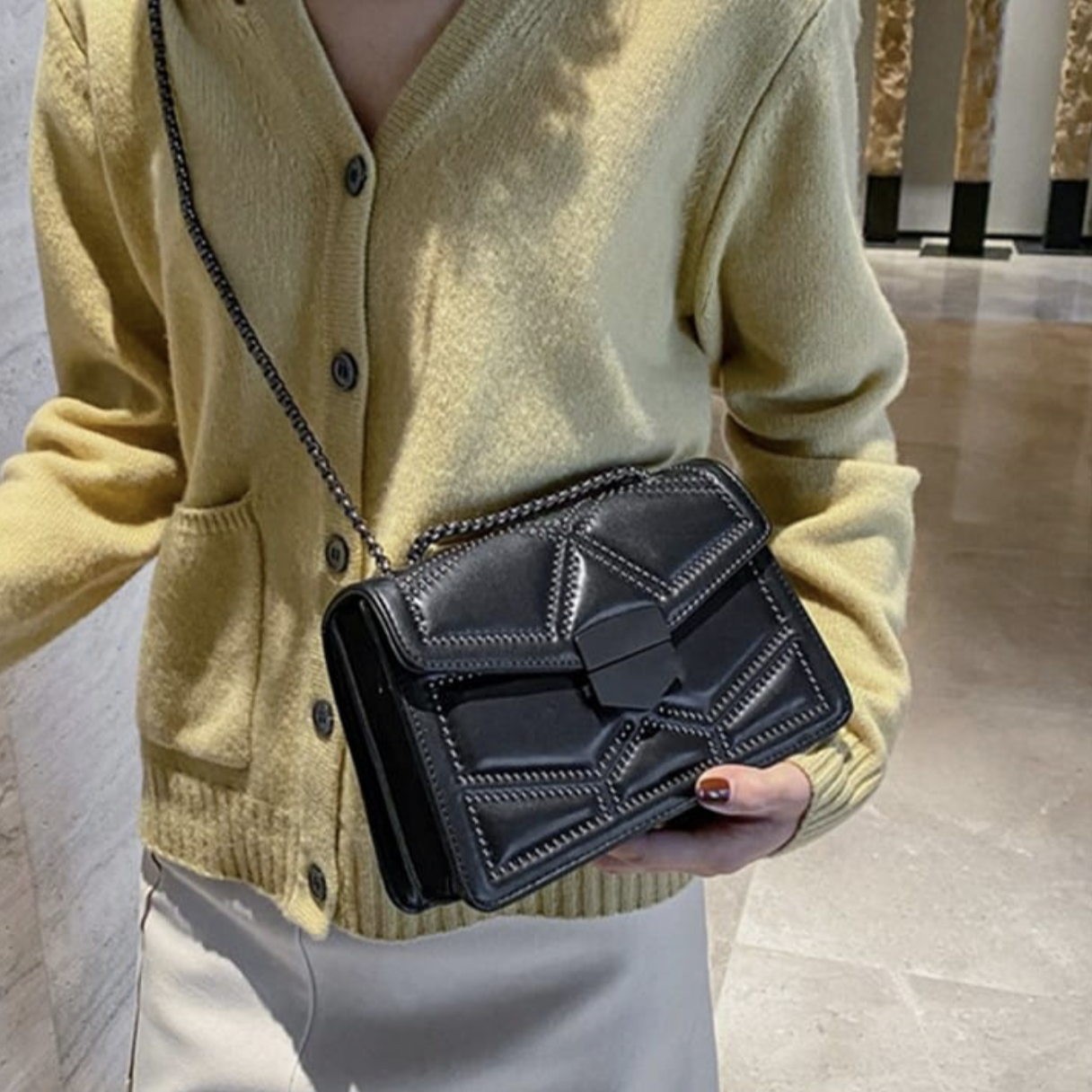 Rivet fashion satchel