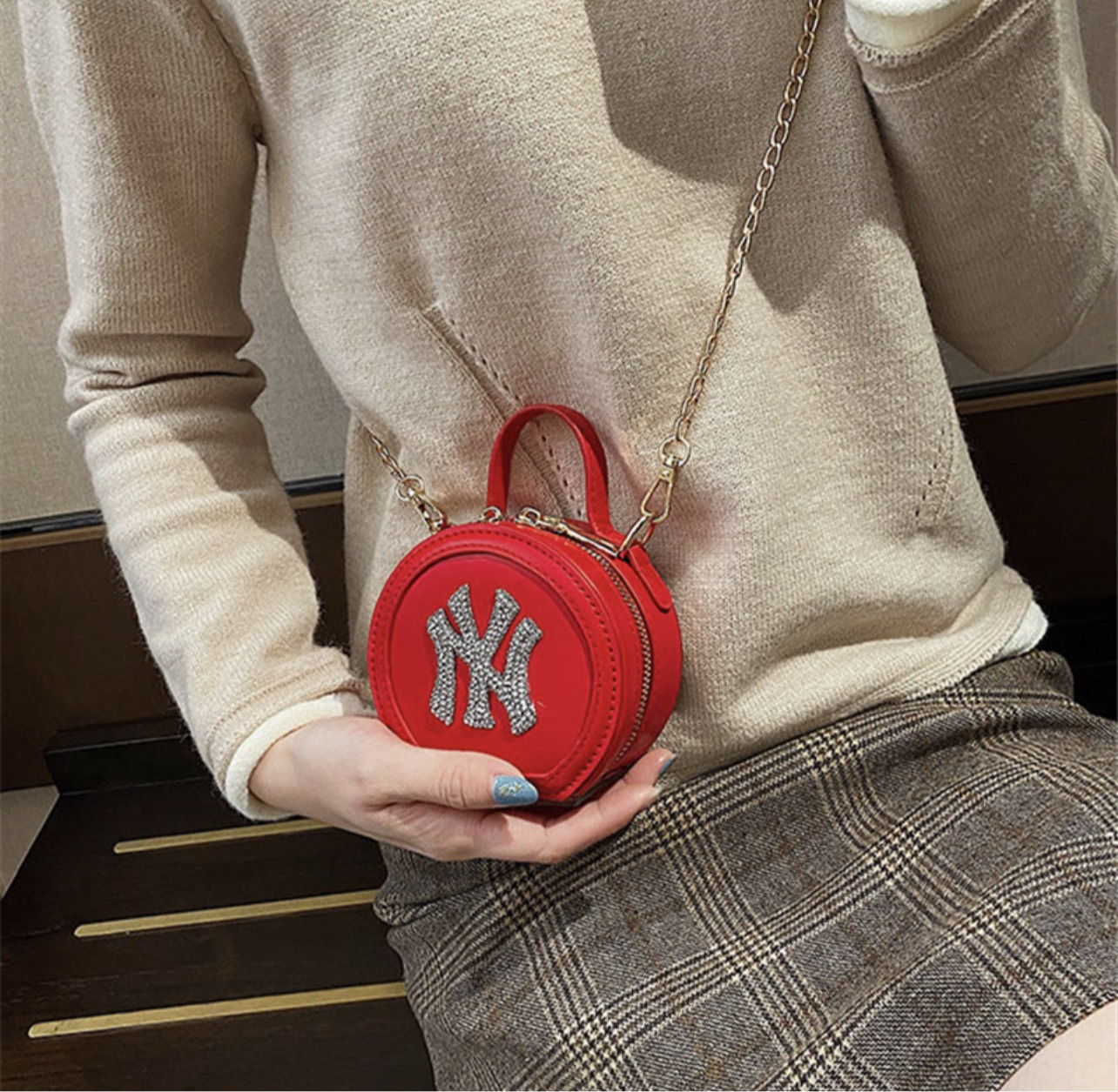 NY Circle Mini Gem