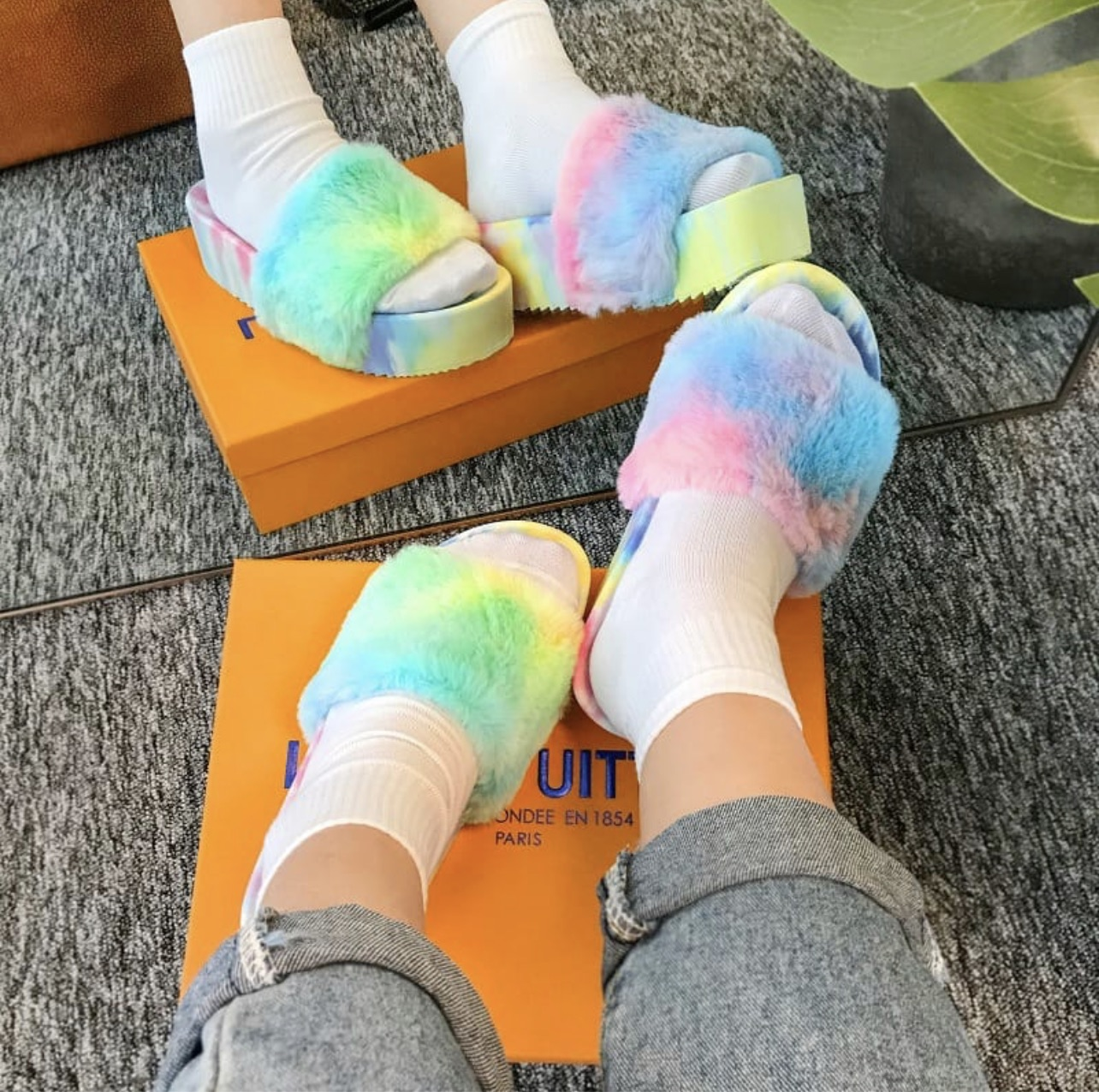 Multicolor plush platform slippers