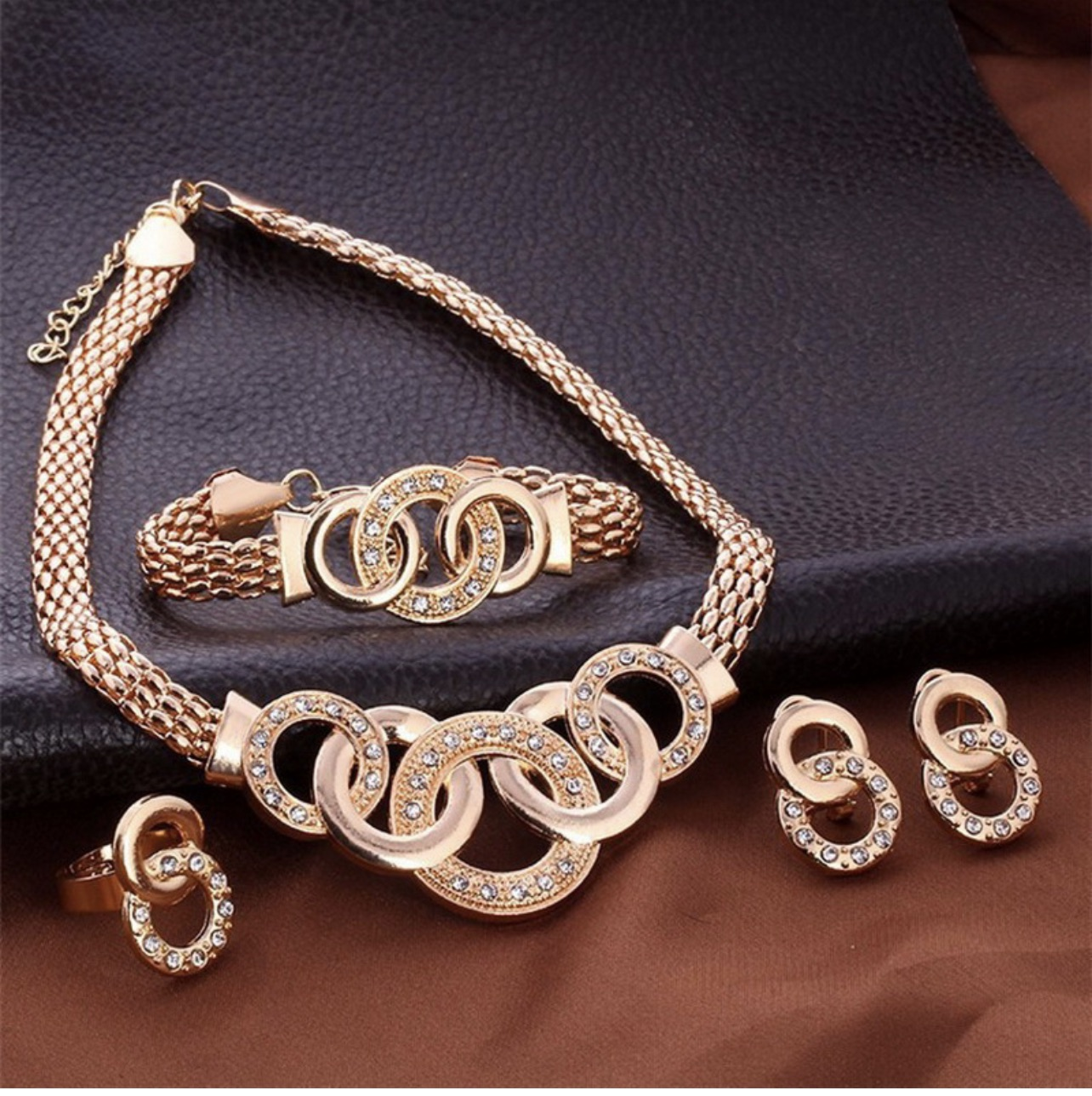Chained In Fashion Jewelry Set